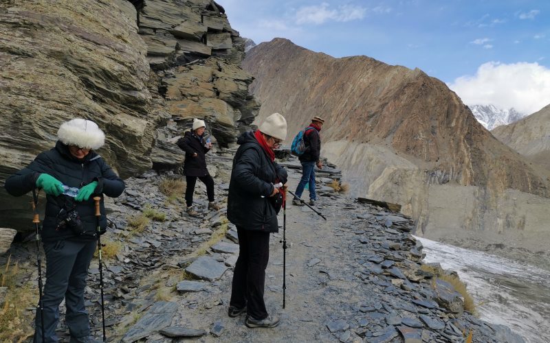 Borith Lake - Passu Glacier 2